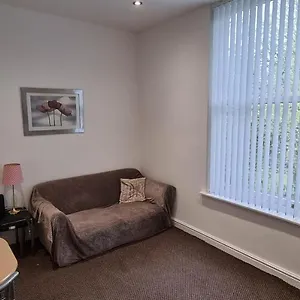 No 7 - 1 Bed Near Sefton Park And Lark Lane Apartment